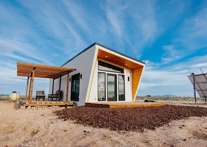 Grand Canyon Stargazing Off-grid Villa Williams
